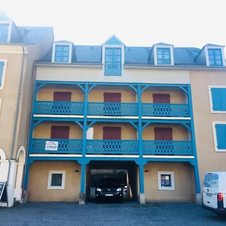 Marie De Campan - Le Vieux Village * Sainte-Marie-de-Campan