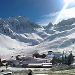 Marie De Campan - Le Vieux Village *