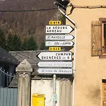 Marie De Campan - Le Vieux Village