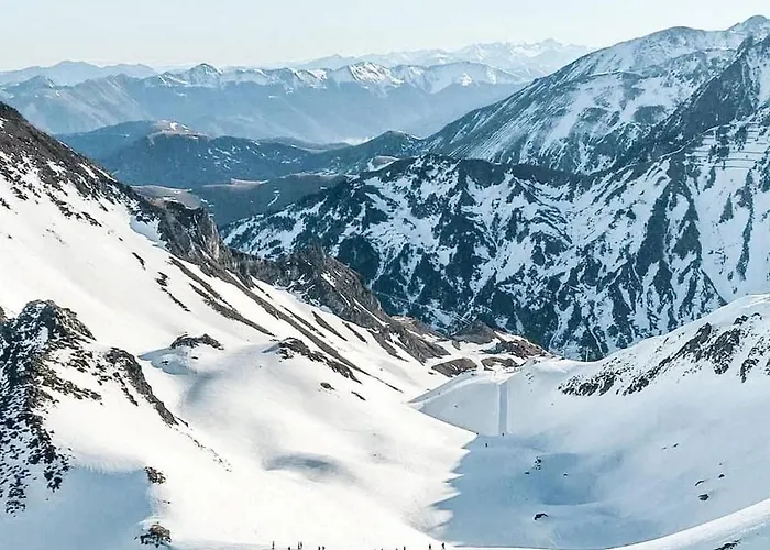 Marie De Campan - Le Vieux Village