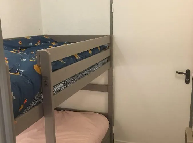 Marie De Campan - Le Vieux Village *